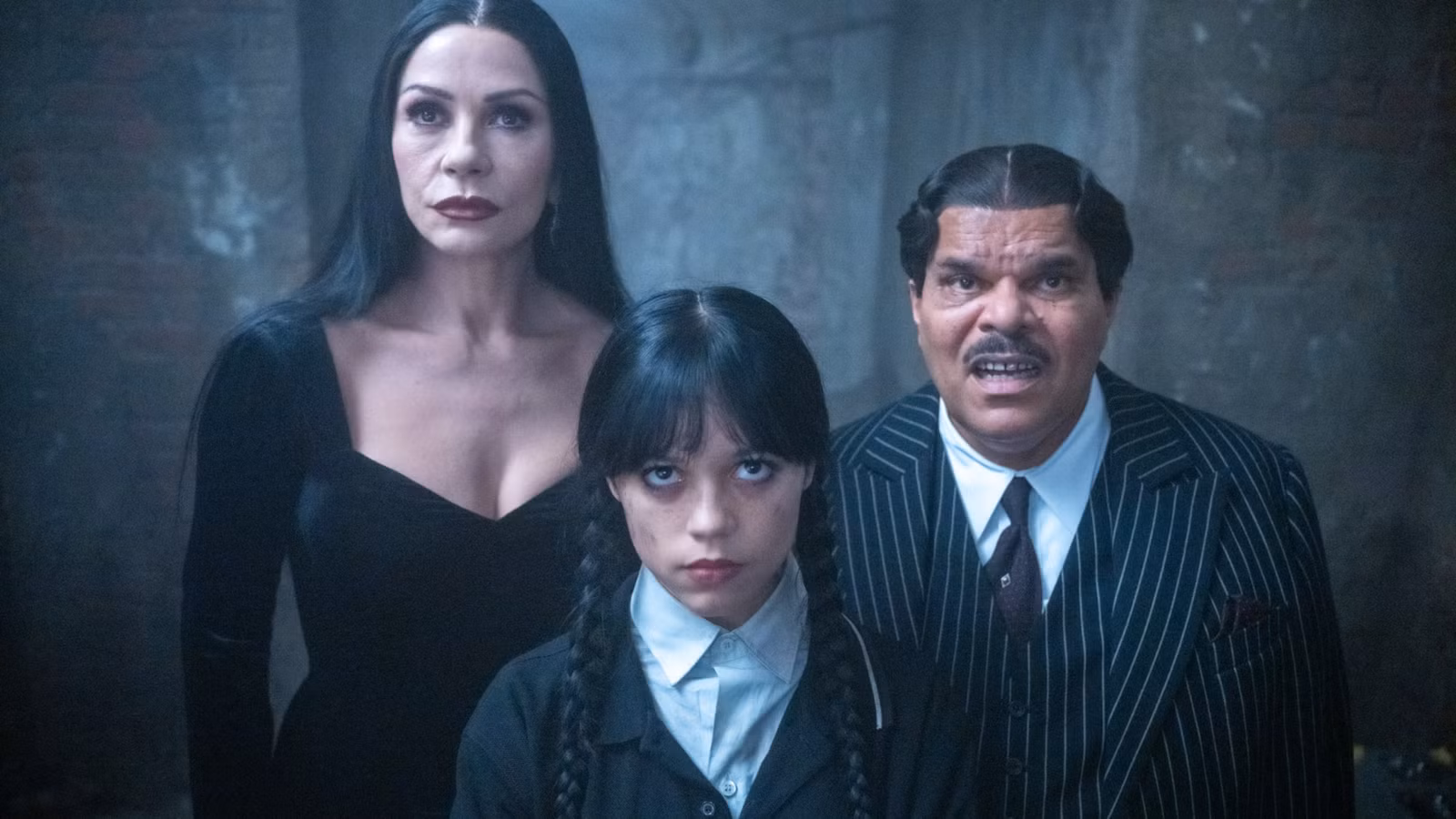Morticia catherine zeta jones wednesday jenna ortega and gomez luis guzman in wednesday